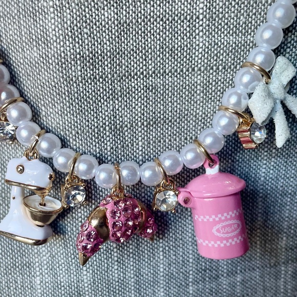 *~* NEW Betsey Johnson BABYCAKES NECKLACE ~ BAKiNG Pearls MiXER Croissant SUGAR - Picture 2 of 6